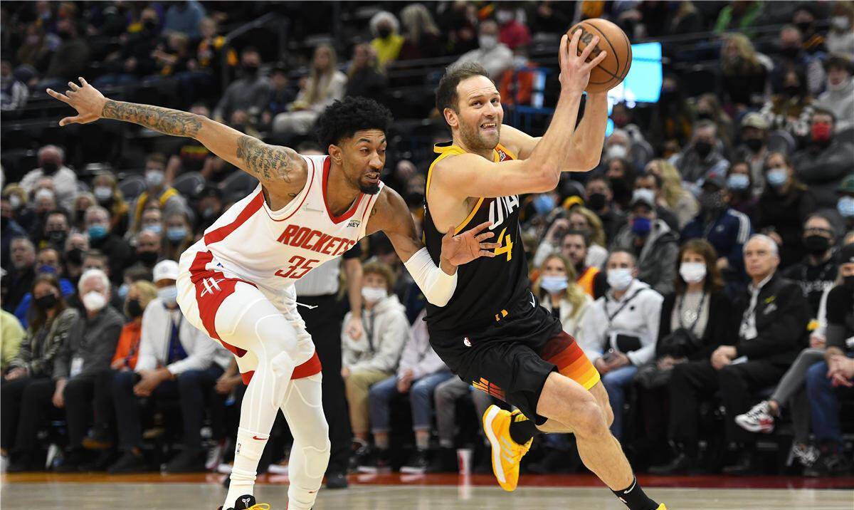 火箭队主场爆冷败给同城对手！