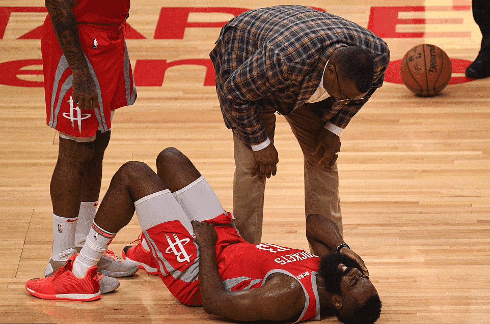 火箭队主场爆冷败给同城对手！