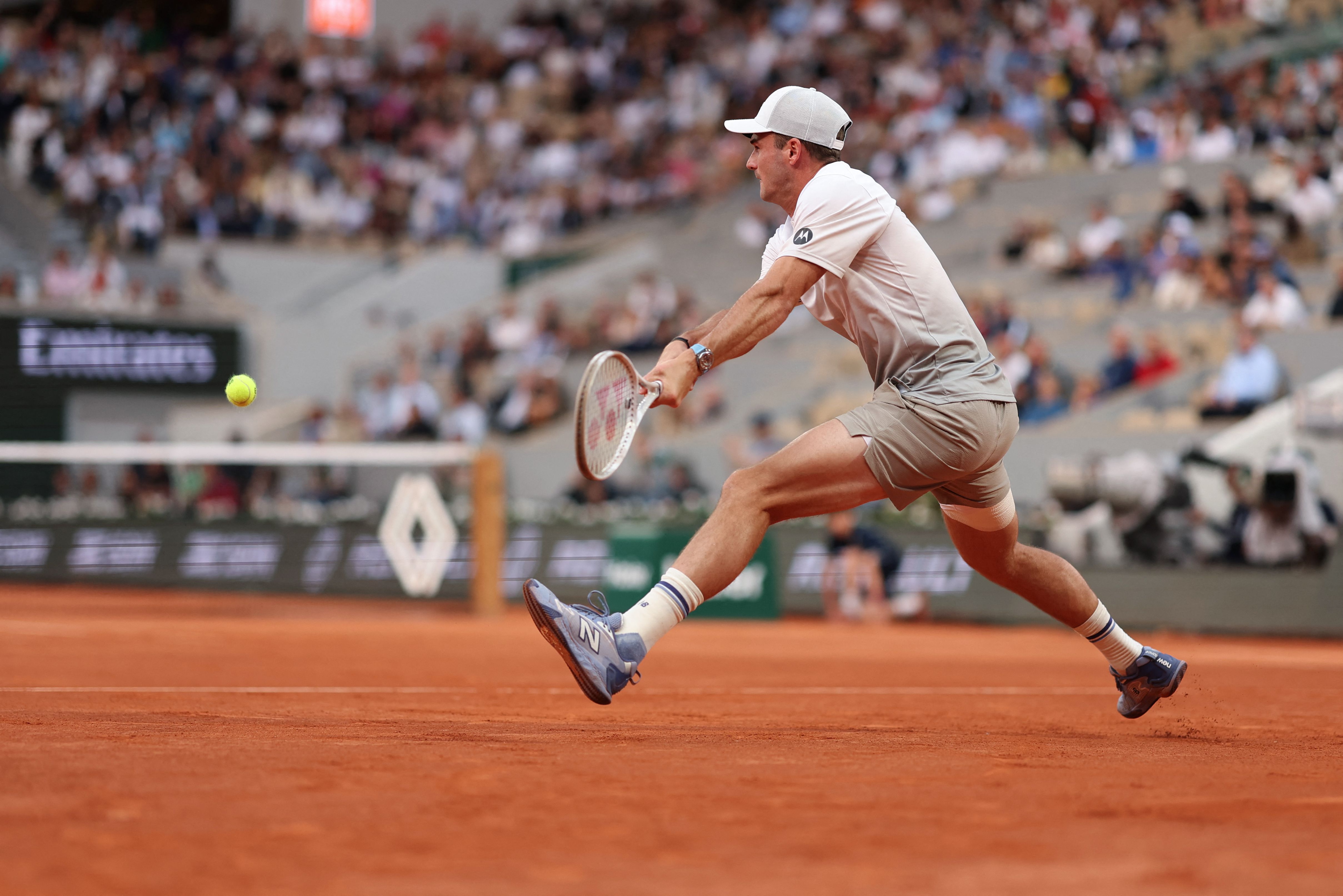 日本网球队血洗世界网球队,阿尔卡拉斯制霸全场的简单介绍 日本网球队血洗世界网球队,阿尔卡拉斯制霸全场的简单介绍