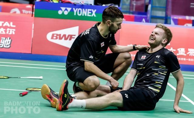 韩国队横扫日本队，安赛龙关键制胜