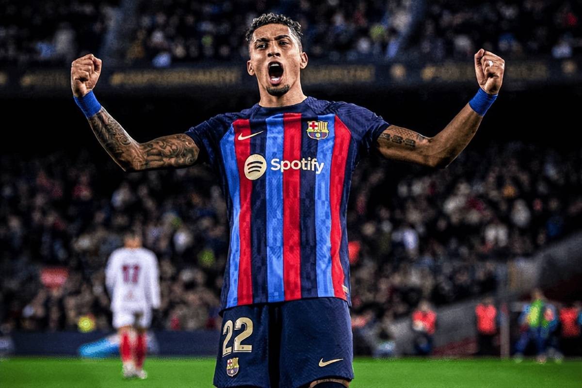 巴西险胜巴黎，孔德刷新纪录