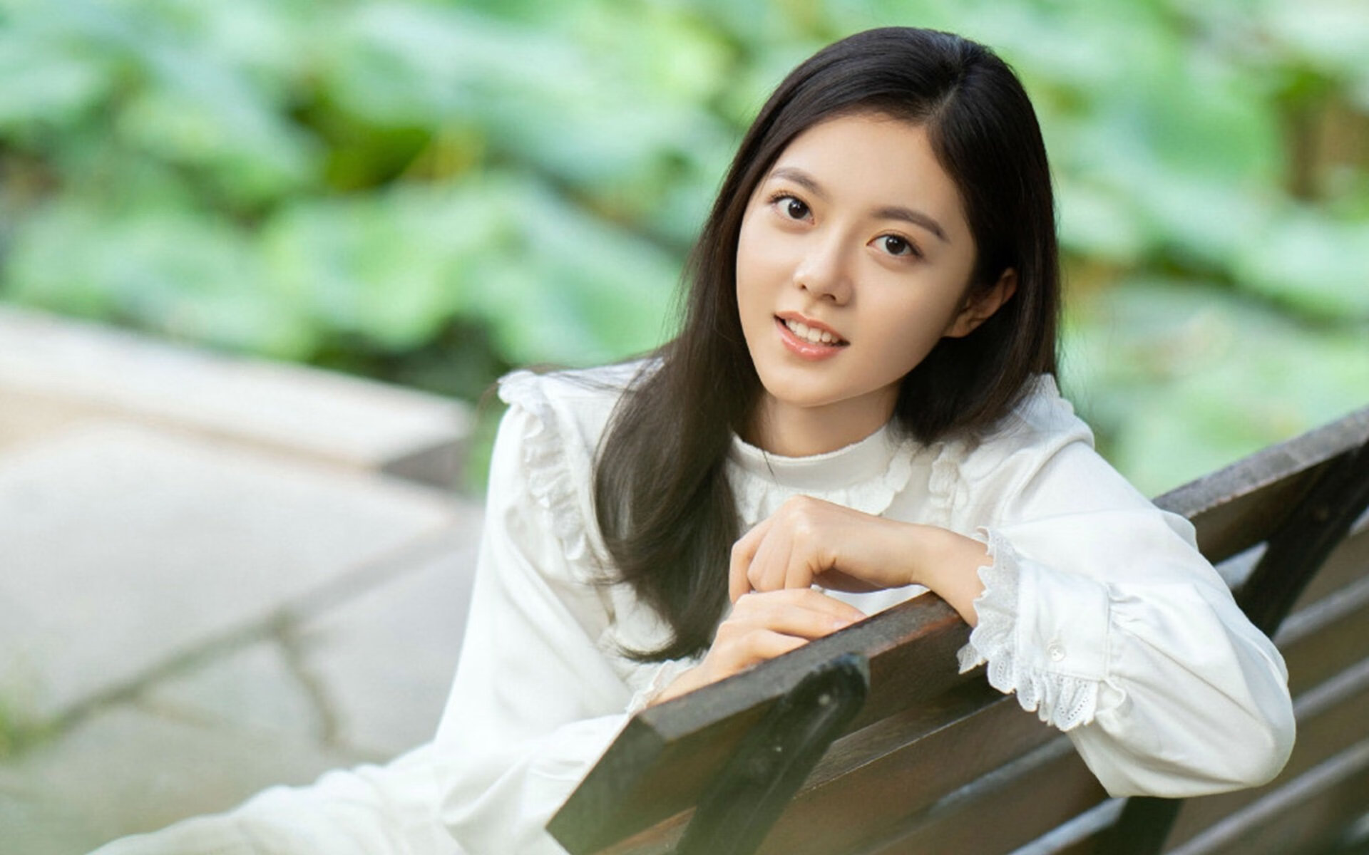 赛道与球场的双重征服,当德罗赞的弯道艺术照见热火的钢铁洪流